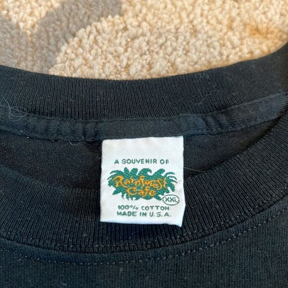 Rainforest Cafe Orlando  T-Shirt XXL Iggy Iguana in GUC Made in USA graphic tee - Picture 3 of 6